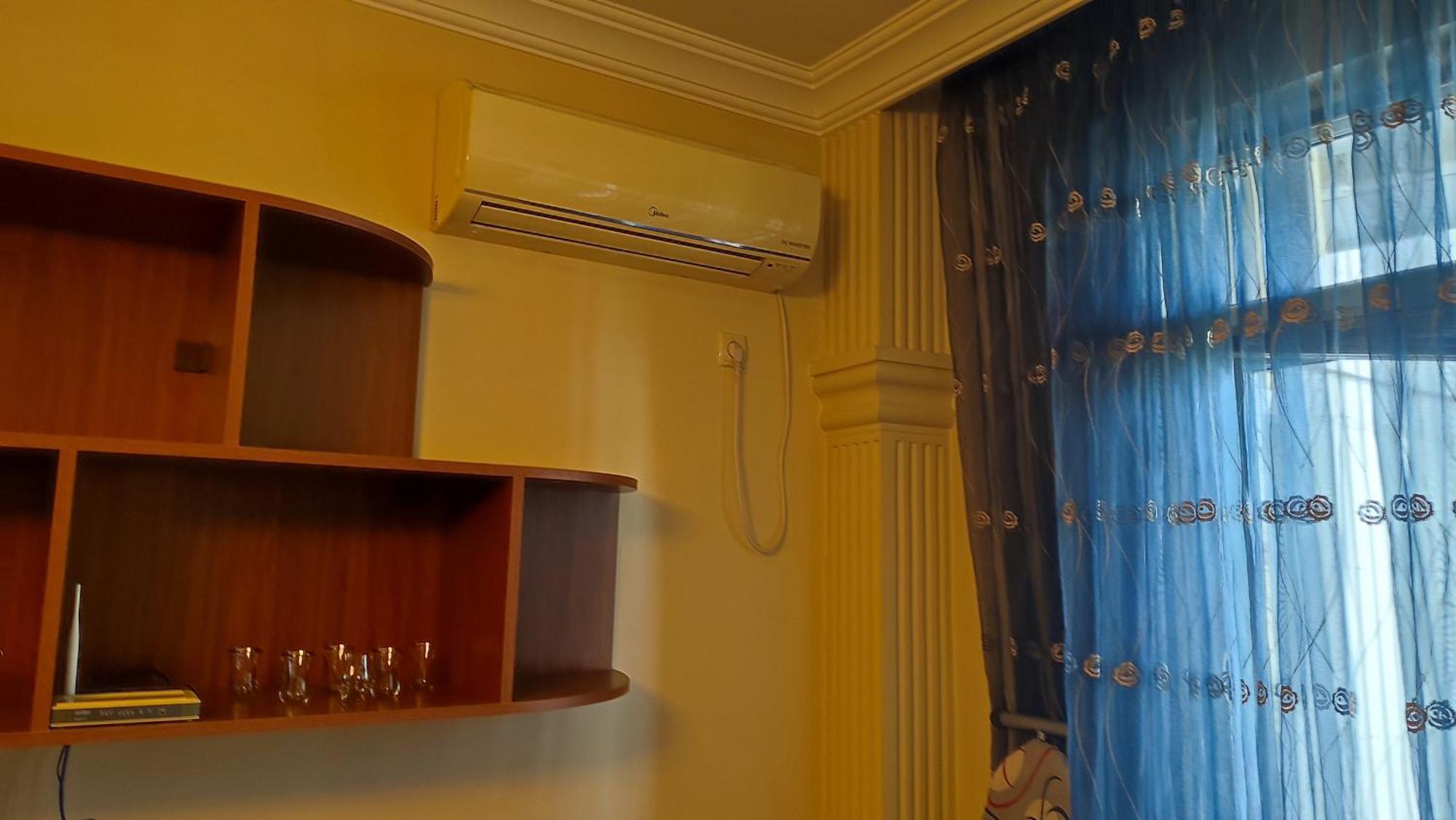 Gigi Apartments バトゥーミ エクステリア 写真