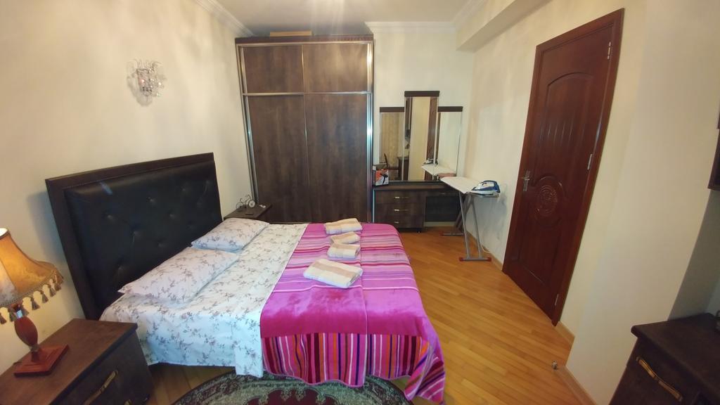 Gigi Apartments バトゥーミ エクステリア 写真