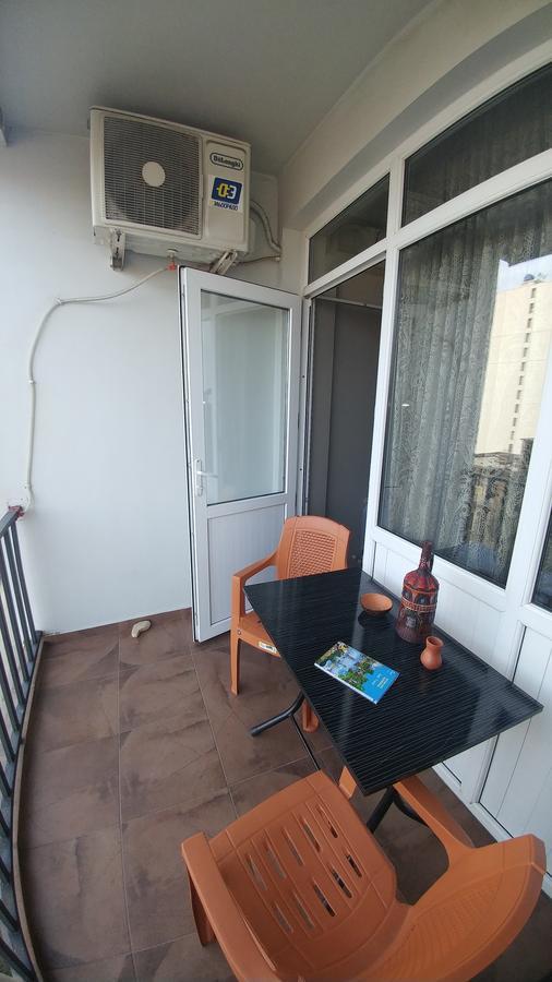 Gigi Apartments バトゥーミ エクステリア 写真